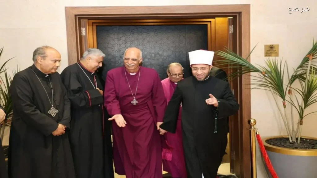 وزير الأوقاف يلتقي وفد الكنيسة الأسقفية لتهنئتهم بعيد الأضحى