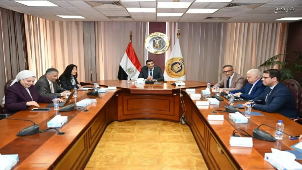 وزير الصناعة يؤكد أهمية التعاون مع الأمم المتحدة لدعم الصناعة الخضراء