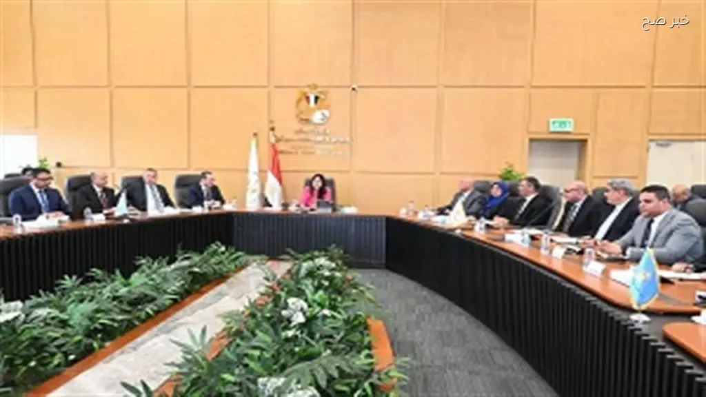 وزيرة الإسكان تؤكد على رصد شكاوى المواطنين عبر السوشيال ميديا