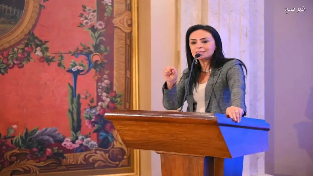وزيرة التضامن تتابع حجاج الجمعيات الأهلية في عرفات