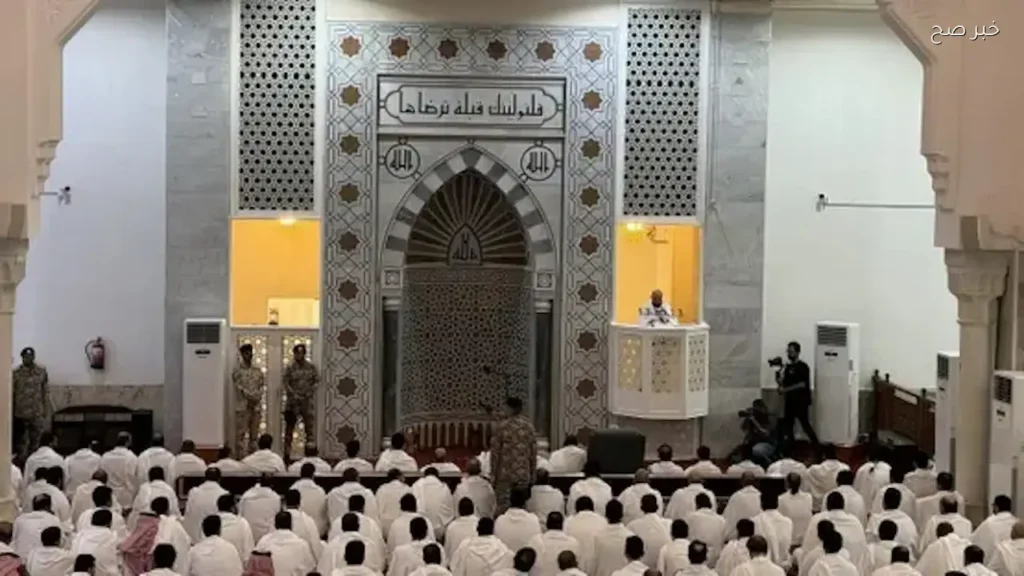 الساعة كم خطبة عرفة 2026؟ وقائمة القنوات الناقلة