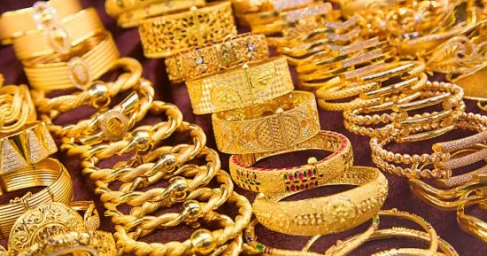 أسعار الذهب في مصر الجمعة 25 سبتمبر 2026.. استقرار محلي مع تدفقات دولارية